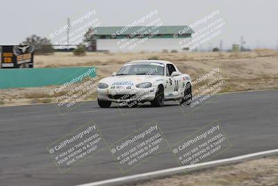 media/Jun-01-2025-CalClub SCCA (Sun) [[eae223c5dd]]/Group 5/Race (Front Straight)/